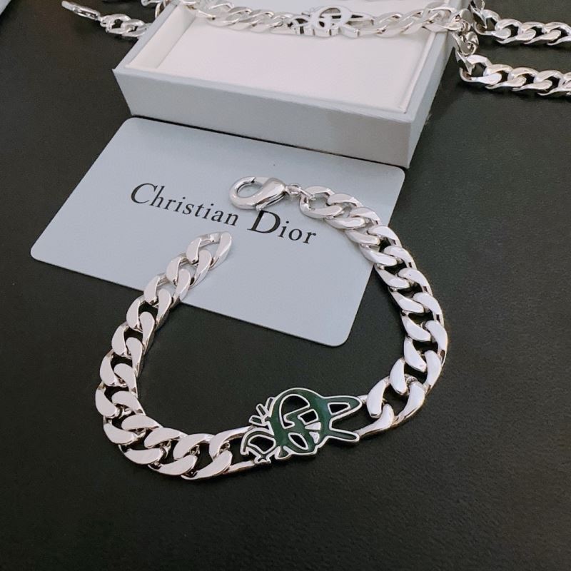 chr1st1an D10r bracelets